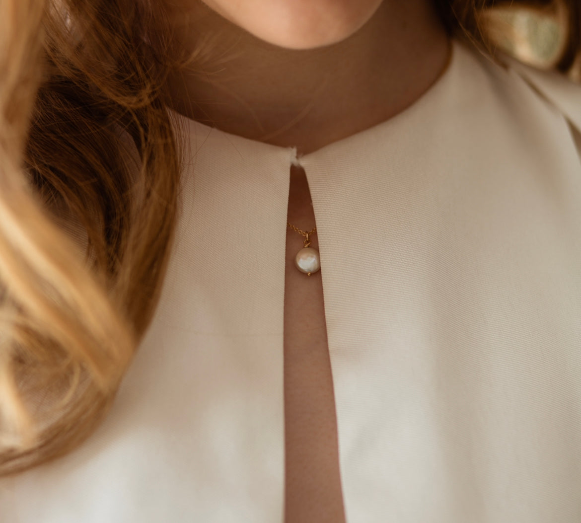 Freshwater Coin Pearl Pendant Necklace “Lydia”